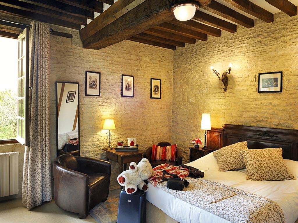 Hotel Le Manoir De Mathan Crepon A La Campagne 5 Mn D'Arromanches Et 10 Mn De Bayeux Cameră foto